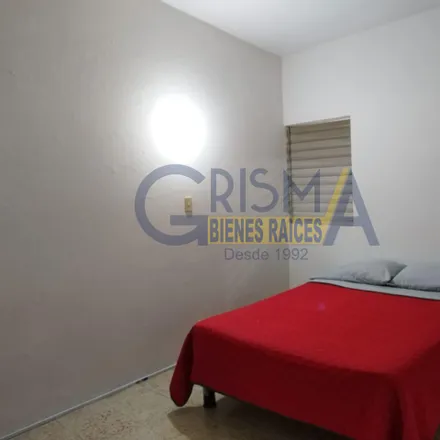 Rent this studio house on unnamed road in 92800 Túxpam, VER