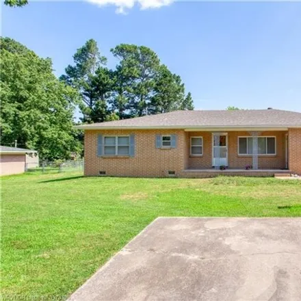 Buy this 3 bed house on 805 Hillside Dr in Fort Smith, Arkansas