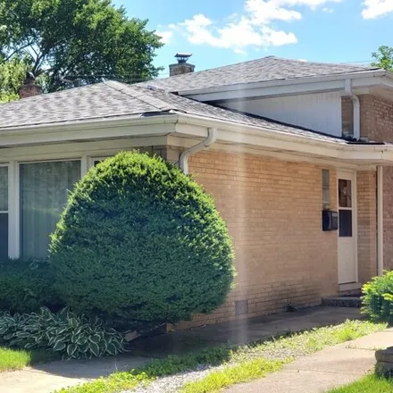 Buy this 3 bed house on 8536 Crawford Ave in Skokie, Illinois