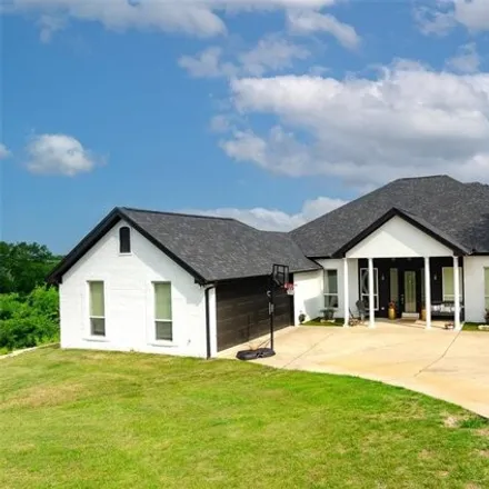 Buy this 4 bed house on 220 Royal View Road in Salado, Bell County