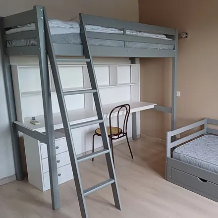 Rent this 2 bed house on 34400 Saint-Sériès