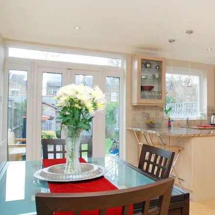 Image 3 - Florence Road, London, SW19 8TN, United Kingdom - House for rent