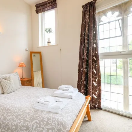 Rent this 2 bed apartment on Derbyshire Dales in DE4 3BT, United Kingdom