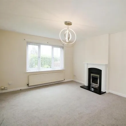 Image 3 - Eaglesfield Drive, Bradford, BD6 2PY, United Kingdom - Duplex for rent