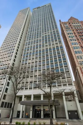 Rent this 3 bed condo on 1110 North Lake Shore Drive in Chicago, IL 60611