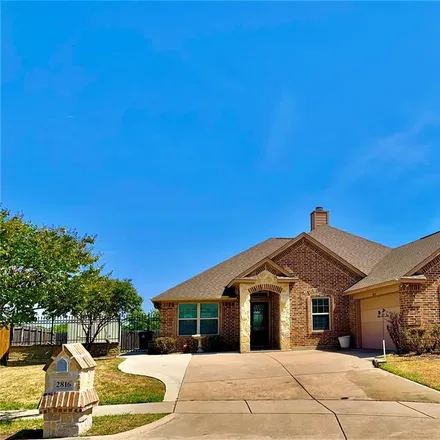 Buy this 4 bed house on 2816 Westglen Drive in Denton, TX 76207