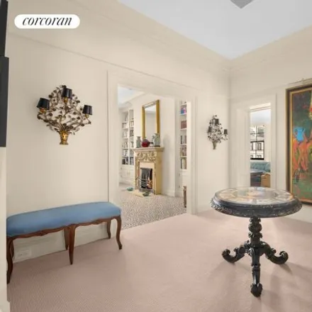 Image 3 - 32 East 64th Street, New York, NY 10065, USA - Apartment for sale