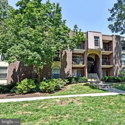 Buy this 1 bed condo on 3314 Woodburn Village Drive in Annandale, VA 22003