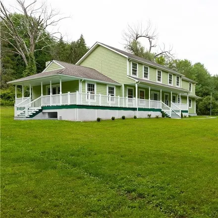 Image 3 - 10 New Bridge Road, New Milford, CT 06776, USA - House for sale