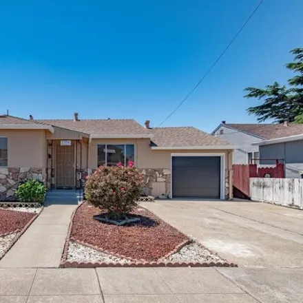Buy this 4 bed house on 1379 Wainwright Avenue in San Leandro, CA 95477