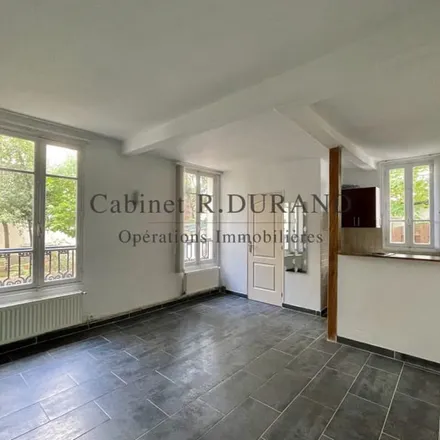 Rent this 1 bed apartment on La Garenne-Colombes in Hauts-de-Seine, France
