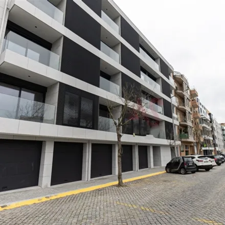 Buy this 3 bed apartment on MTS-00113 - Cardan in Travessa da Bateria, 4450-759 Matosinhos