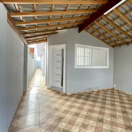 Buy this 3 bed house on Rua das Araras in Vila Tatetuba, São José dos Campos - SP