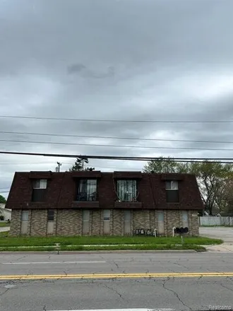 Image 5 - Partyville Liquor, 1804 South Custer Road, Monroe, MI 48161, USA - House for sale