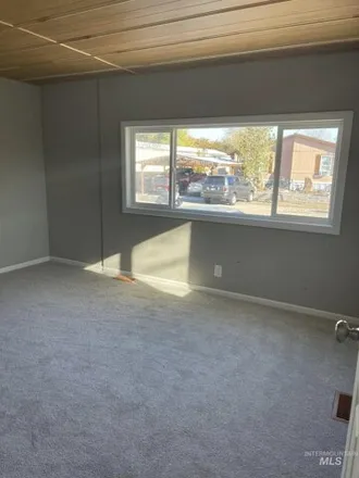 Image 8 - 422 North 40th Street, Nampa, ID 83687, USA - Apartment for sale