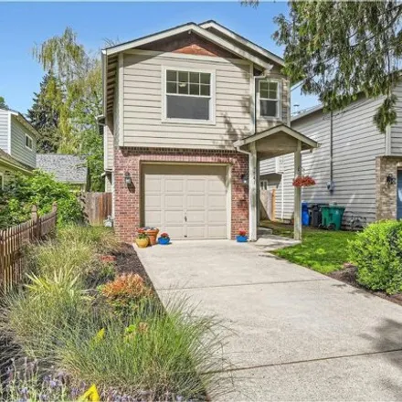 Buy this 3 bed house on 9541 North Exeter Avenue in Portland, OR 97203