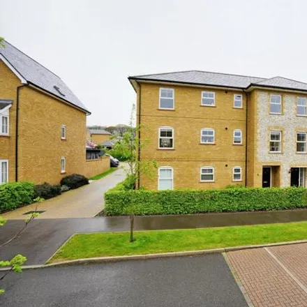 Buy this 2 bed apartment on Cranford Road in Maidstone, ME16 9GJ