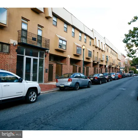 Image 2 - 2031 South Street, Philadelphia, PA 19146, USA - Apartment for rent