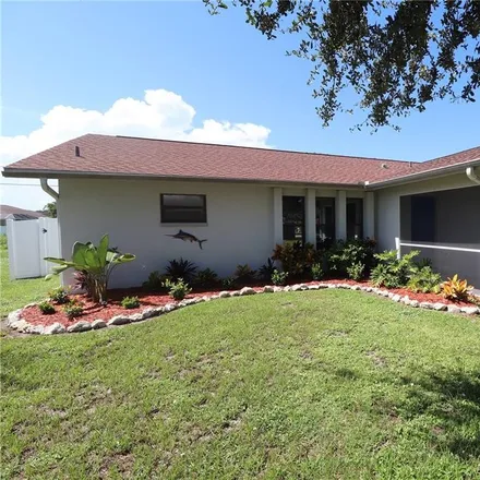 Buy this 3 bed house on 354 Pineview Drive in Sarasota County, FL 34293