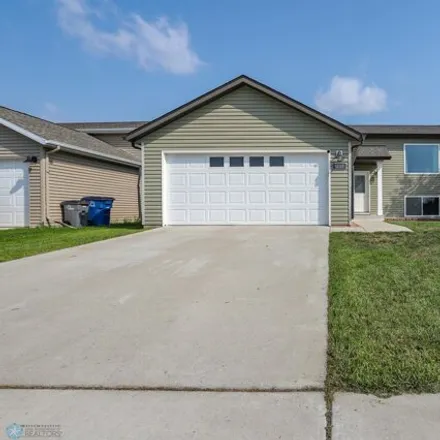 Buy this 5 bed house on 1277 44th Avenue South in Moorhead, MN 56560