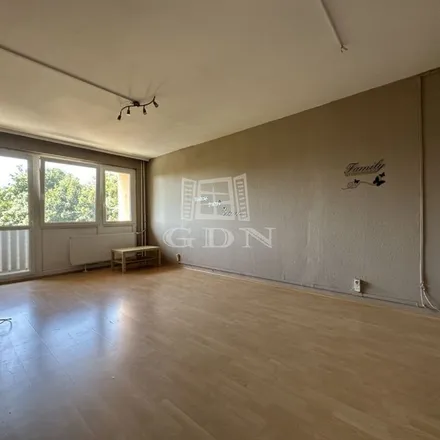 Rent this 2 bed apartment on Székesfehérvár in Seregélyesi út 95/4, 8000