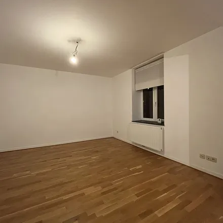 Rent this 2 bed apartment on Chaussée de Dinant 1034 in 5100 Namur, Belgium