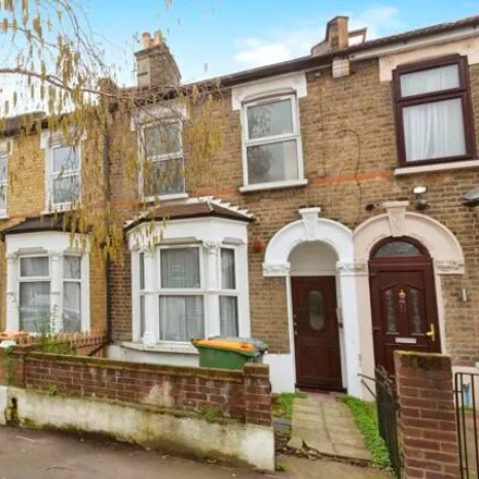 Buy this 3 bed townhouse on New City Primary School in Tunmarsh Lane, London