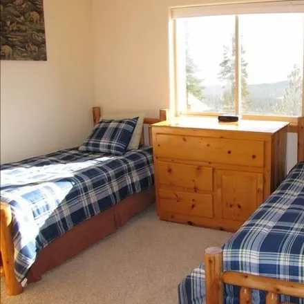Rent this 4 bed house on Truckee