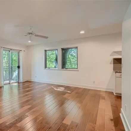 Rent this 1 bed condo on 904 West Avenue in Austin, TX 78701