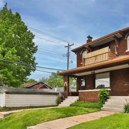 Buy this 2 bed house on 1199 Central Avenue in St. Louis, MO 63139