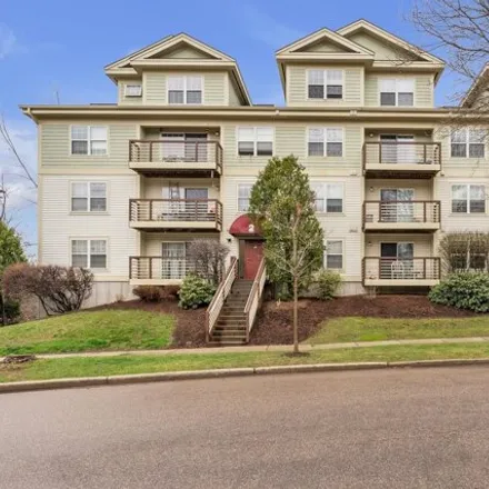 Buy this 1 bed condo on Riverwatch #2 in Hildred Drive, Burlington