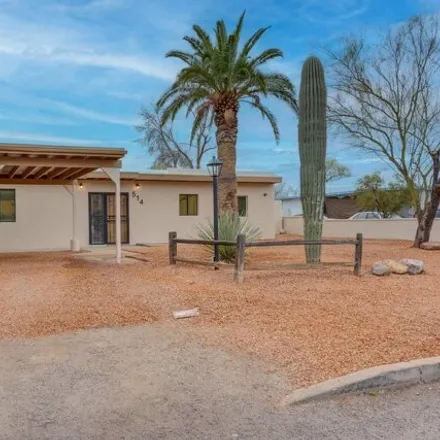 Buy this 4 bed house on 558 East Yavapai Road in Tucson, AZ 85705