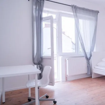 Rent this 3 bed room on Braunlager Straße 7 in 12347 Berlin, Germany
