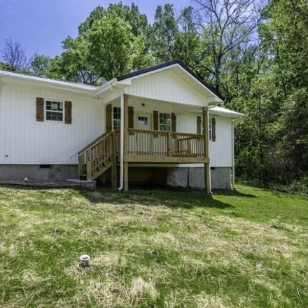 Buy this 3 bed house on 2100 Davenport Street in East Chattanooga, Chattanooga