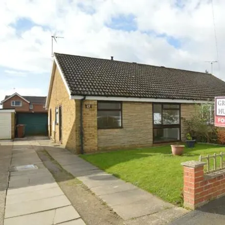 Buy this 2 bed duplex on Pinfold in Epworth, DN9 1SE