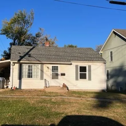 Buy this 3 bed house on 315 North Mead Street in Cameron, MO 64429