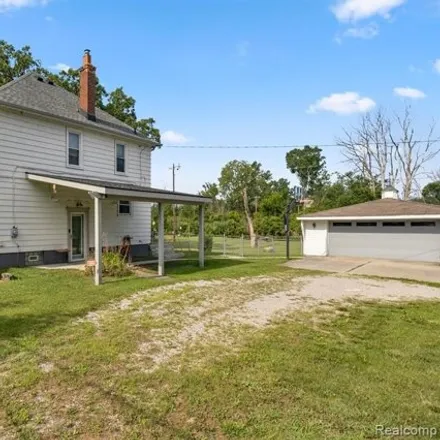 Image 3 - 33890 W Jefferson Ave, Michigan, 48173 - House for sale