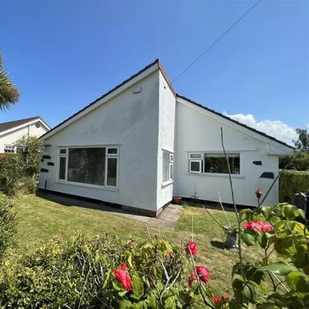 Buy this 2 bed house on Dee Side in Heswall, CH60 9LB