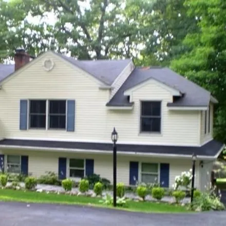 Rent this 4 bed house on 552 Pines Lake Drive in Wayne, NJ 07470