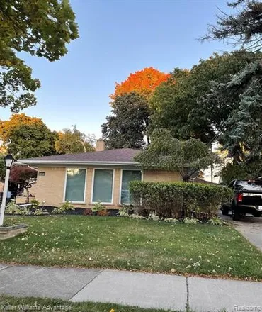 Buy this 3 bed house on 14158 Foch Street in Livonia, MI 48154