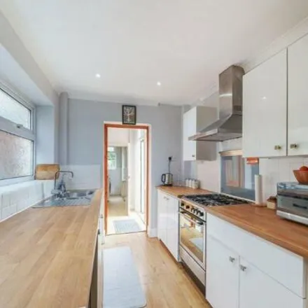 Image 3 - Woodlands Avenue, London, HA4 9QY, United Kingdom - Duplex for rent