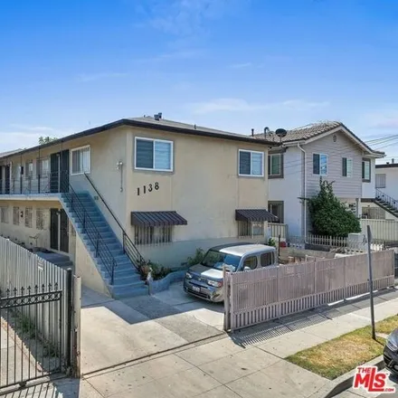 Buy this 8 bed house on 1146 South Mariposa Avenue in Los Angeles, CA 90006