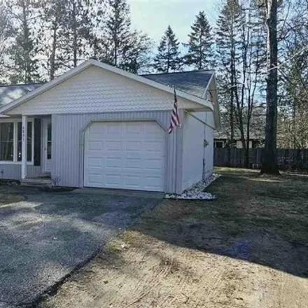 Image 4 - 6929 Elmwood, Indian River, Tuscarora Township, MI 49749, USA - House for sale