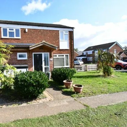 Buy this 3 bed house on Foster Road in Kempston, MK42 8BU