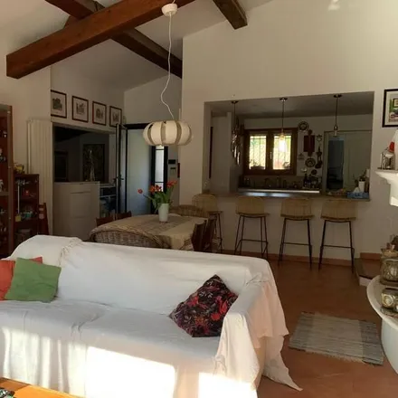 Rent this 4 bed house on 06560 Valbonne