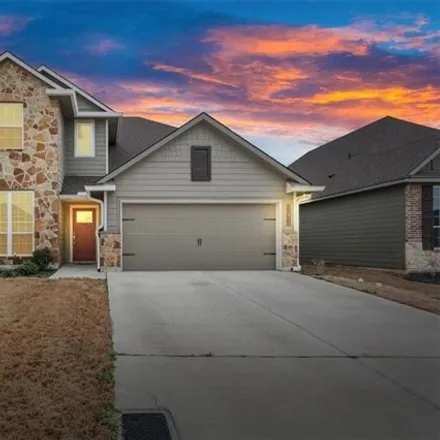 Buy this 5 bed house on Solar Street in McLennan County, TX 76643