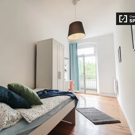 Rent this 6 bed room on Wiener Straße 54 in 10999 Berlin, Germany