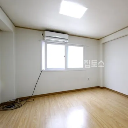 Image 1 - 서울특별시 강남구 역삼동 673-12 - Apartment for rent