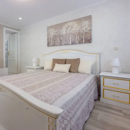 Rent this 2 bed house on Grižane in 51244 Grižane-Belgrad, Croatia