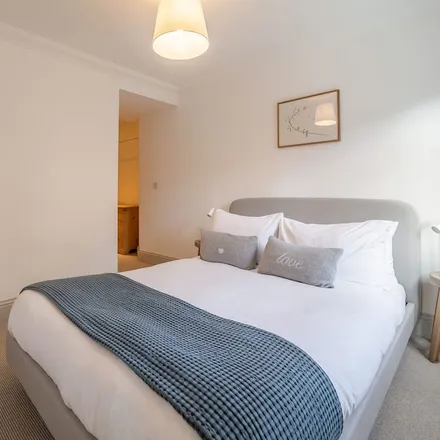 Rent this 5 bed house on Aldringham cum Thorpe in IP16 4WN, United Kingdom